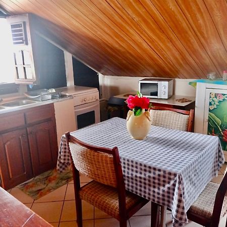 Villa Chez Ninette Pres Des Sources Chaudes Bouillante Esterno foto